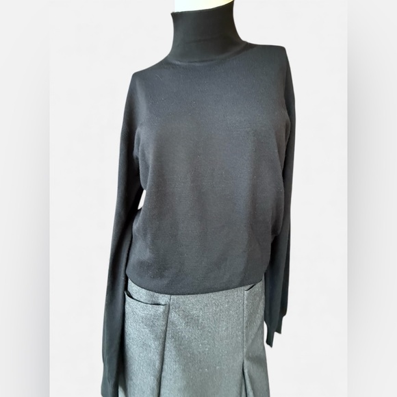 Vintage 40’s -50’s Alan Austin grey wool midi skirt w/ pockets
Sz 6 France - Picture 4 of 8